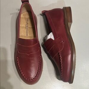 NEW Kelsi Dagger Women's Burgundy Loafers